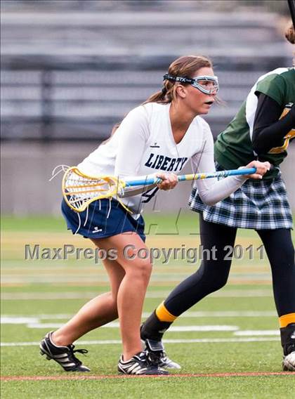 Thumbnail 2 in Liberty vs. West Linn photogallery.
