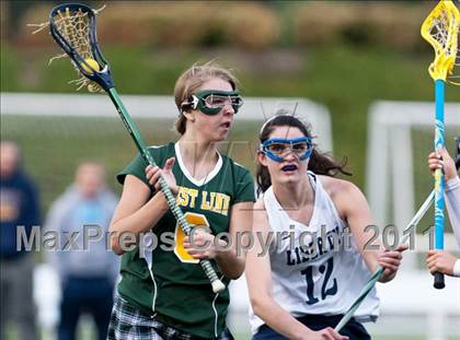Thumbnail 3 in Liberty vs. West Linn photogallery.