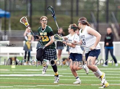 Thumbnail 3 in Liberty vs. West Linn photogallery.