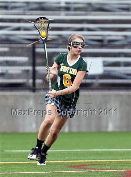 Thumbnail 2 in Liberty vs. West Linn photogallery.