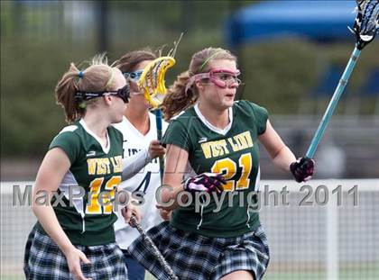 Thumbnail 3 in Liberty vs. West Linn photogallery.