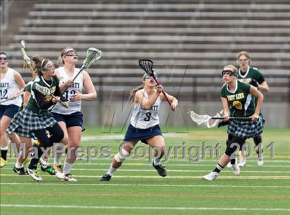 Thumbnail 3 in Liberty vs. West Linn photogallery.