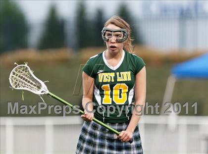 Thumbnail 1 in Liberty vs. West Linn photogallery.