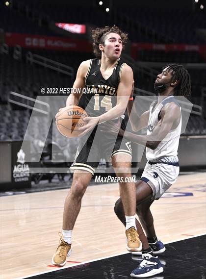 Thumbnail 3 in Canyon vs. San Gabriel Academy photogallery.