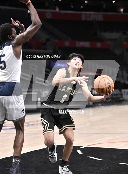 Thumbnail 3 in Canyon vs. San Gabriel Academy photogallery.