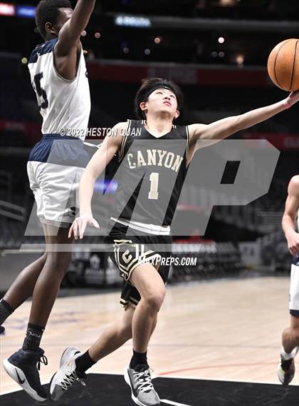 Thumbnail 2 in Canyon vs. San Gabriel Academy photogallery.