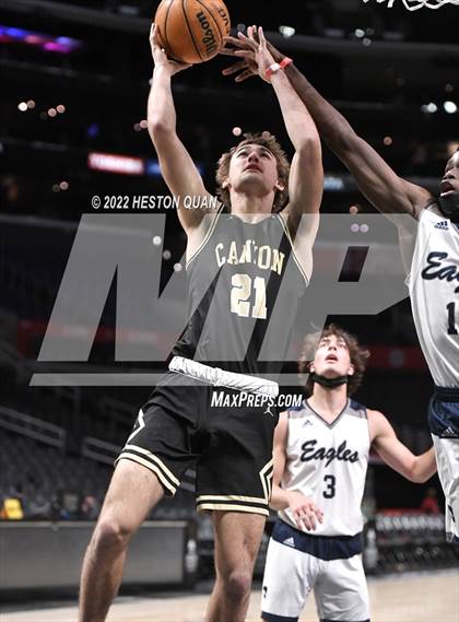 Thumbnail 2 in Canyon vs. San Gabriel Academy photogallery.