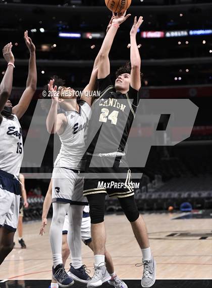 Thumbnail 3 in Canyon vs. San Gabriel Academy photogallery.