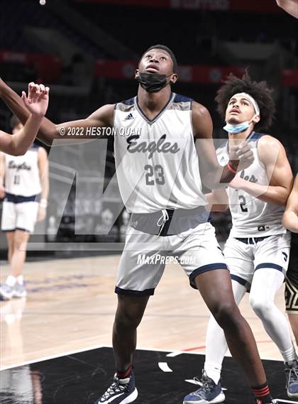 Thumbnail 2 in Canyon vs. San Gabriel Academy photogallery.