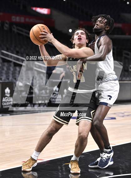 Thumbnail 2 in Canyon vs. San Gabriel Academy photogallery.