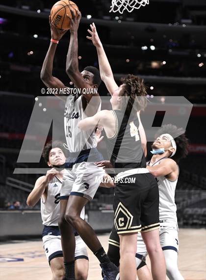 Thumbnail 3 in Canyon vs. San Gabriel Academy photogallery.