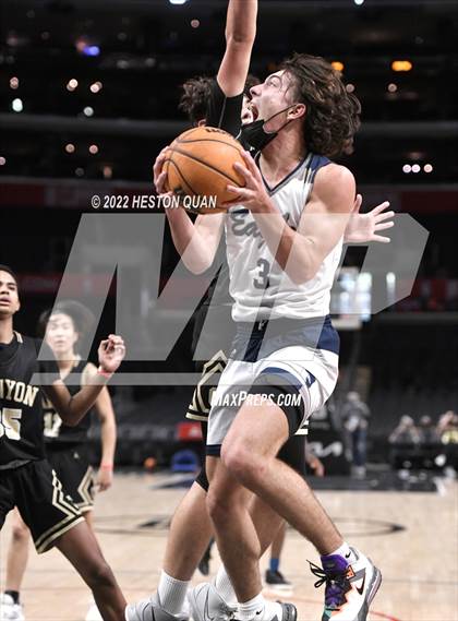Thumbnail 3 in Canyon vs. San Gabriel Academy photogallery.