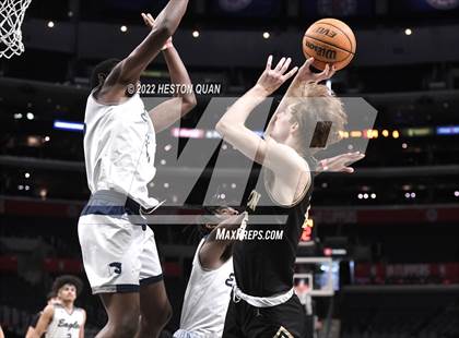 Thumbnail 1 in Canyon vs. San Gabriel Academy photogallery.