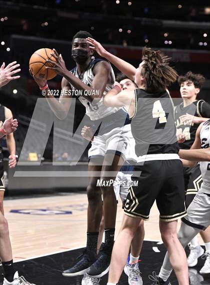 Thumbnail 2 in Canyon vs. San Gabriel Academy photogallery.