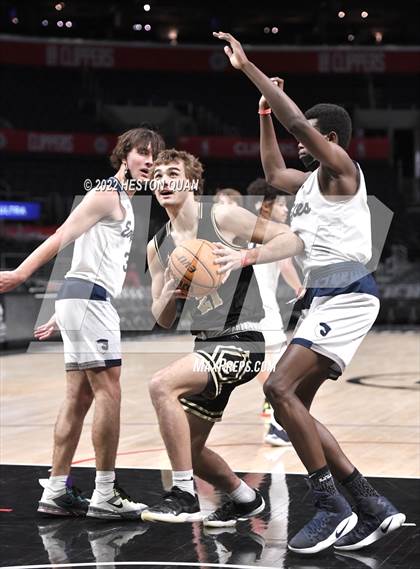 Thumbnail 3 in Canyon vs. San Gabriel Academy photogallery.