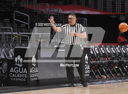 Thumbnail 1 in Canyon vs. San Gabriel Academy photogallery.