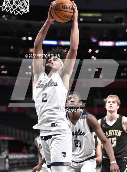 Thumbnail 2 in Canyon vs. San Gabriel Academy photogallery.