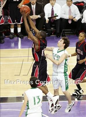 Thumbnail 1 in Artesia vs. St. Mary's (CIF State D3 Final) photogallery.