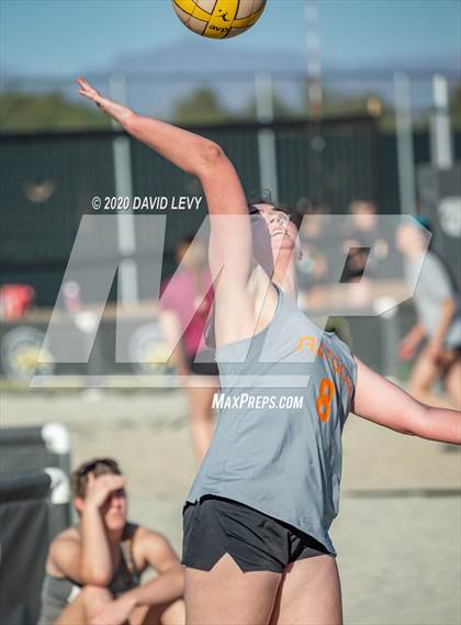 Thumbnail 1 in Corona del Sol @ Perry photogallery.