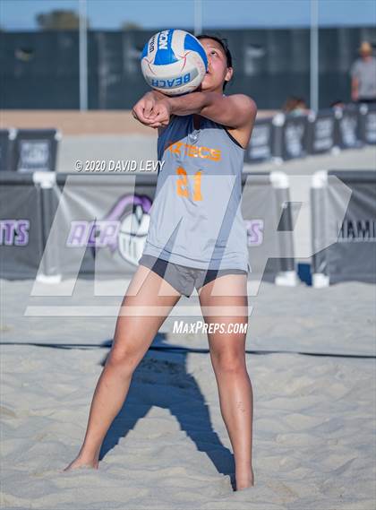 Thumbnail 1 in Corona del Sol @ Perry photogallery.