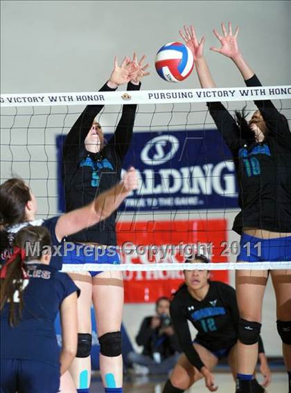 Thumbnail 3 in Branson vs. Tri-City Christian (CIF State D5 Final) photogallery.