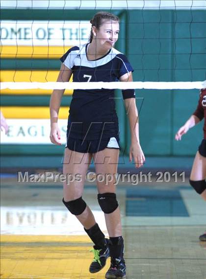 Thumbnail 2 in Branson vs. Tri-City Christian (CIF State D5 Final) photogallery.