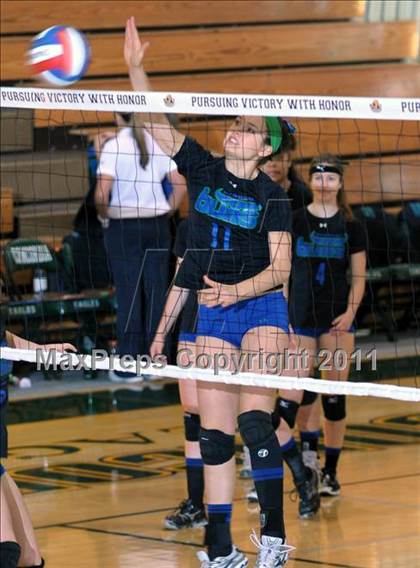 Thumbnail 1 in Branson vs. Tri-City Christian (CIF State D5 Final) photogallery.