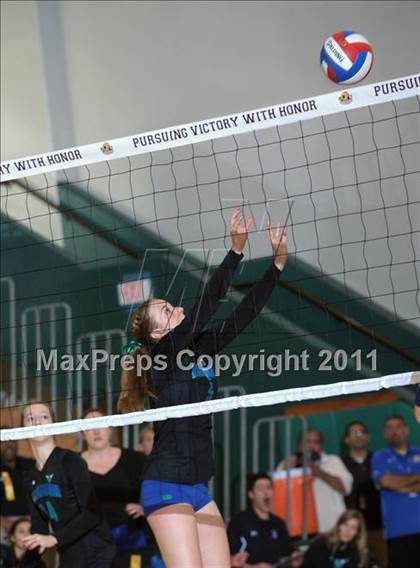Thumbnail 3 in Branson vs. Tri-City Christian (CIF State D5 Final) photogallery.