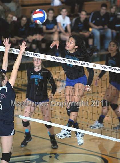 Thumbnail 1 in Branson vs. Tri-City Christian (CIF State D5 Final) photogallery.