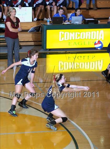 Thumbnail 2 in Branson vs. Tri-City Christian (CIF State D5 Final) photogallery.