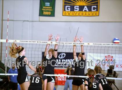 Thumbnail 3 in Branson vs. Tri-City Christian (CIF State D5 Final) photogallery.