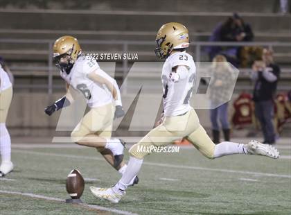 Thumbnail 2 in Mission Hills vs. Mater Dei Catholic (CIF SDS D1 Final) photogallery.