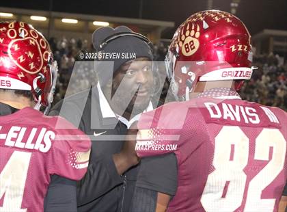 Thumbnail 3 in Mission Hills vs. Mater Dei Catholic (CIF SDS D1 Final) photogallery.