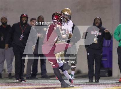 Thumbnail 3 in Mission Hills vs. Mater Dei Catholic (CIF SDS D1 Final) photogallery.