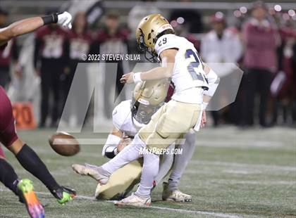 Thumbnail 1 in Mission Hills vs. Mater Dei Catholic (CIF SDS D1 Final) photogallery.