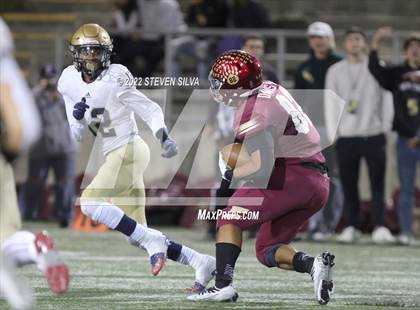 Thumbnail 2 in Mission Hills vs. Mater Dei Catholic (CIF SDS D1 Final) photogallery.