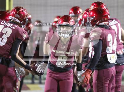 Thumbnail 3 in Mission Hills vs. Mater Dei Catholic (CIF SDS D1 Final) photogallery.