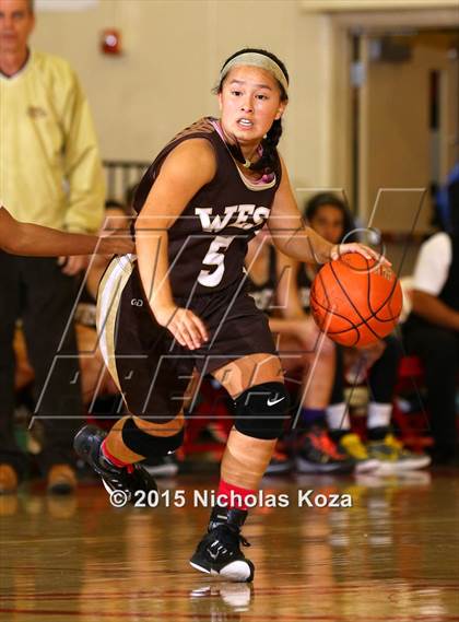Thumbnail 2 in West Torrance vs. St. Anthony (Battle at the Beach Classic) photogallery.