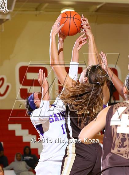 Thumbnail 2 in West Torrance vs. St. Anthony (Battle at the Beach Classic) photogallery.