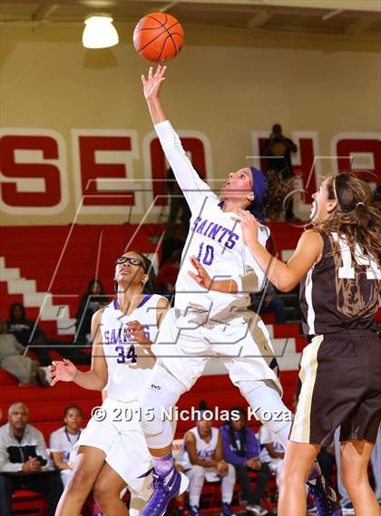 Thumbnail 1 in West Torrance vs. St. Anthony (Battle at the Beach Classic) photogallery.