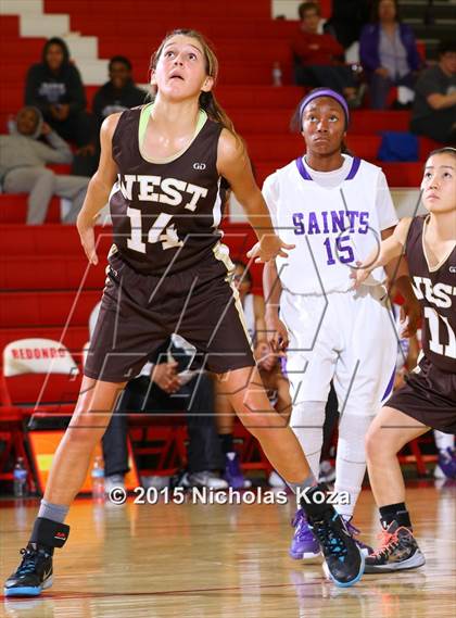 Thumbnail 1 in West Torrance vs. St. Anthony (Battle at the Beach Classic) photogallery.
