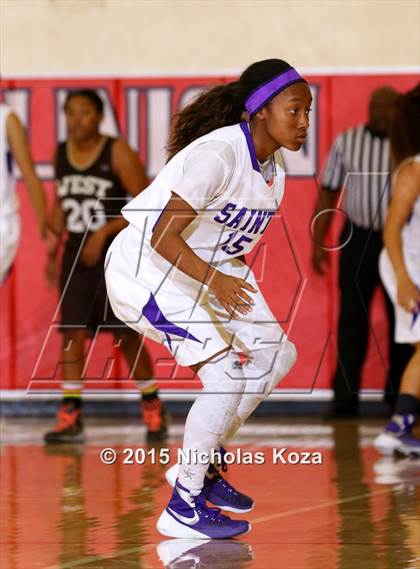 Thumbnail 2 in West Torrance vs. St. Anthony (Battle at the Beach Classic) photogallery.