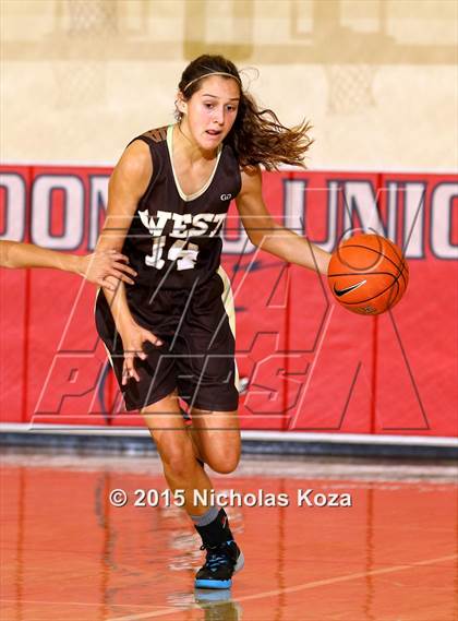 Thumbnail 2 in West Torrance vs. St. Anthony (Battle at the Beach Classic) photogallery.