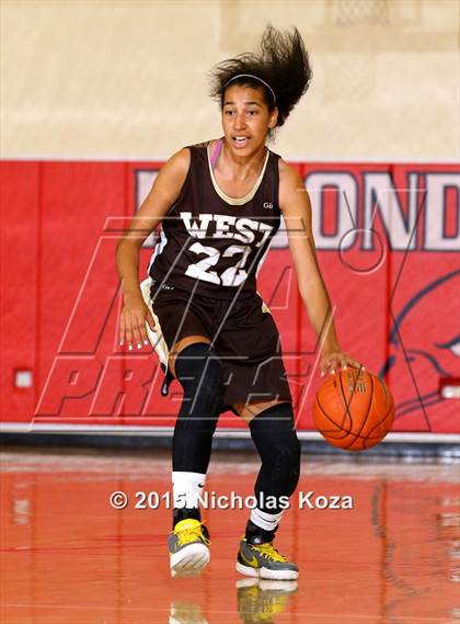 Thumbnail 2 in West Torrance vs. St. Anthony (Battle at the Beach Classic) photogallery.