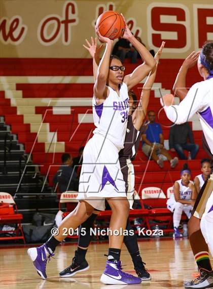 Thumbnail 1 in West Torrance vs. St. Anthony (Battle at the Beach Classic) photogallery.