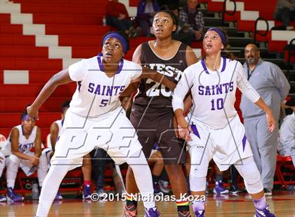Thumbnail 2 in West Torrance vs. St. Anthony (Battle at the Beach Classic) photogallery.