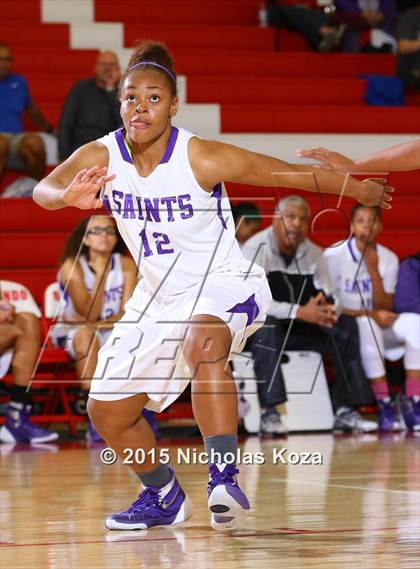 Thumbnail 3 in West Torrance vs. St. Anthony (Battle at the Beach Classic) photogallery.