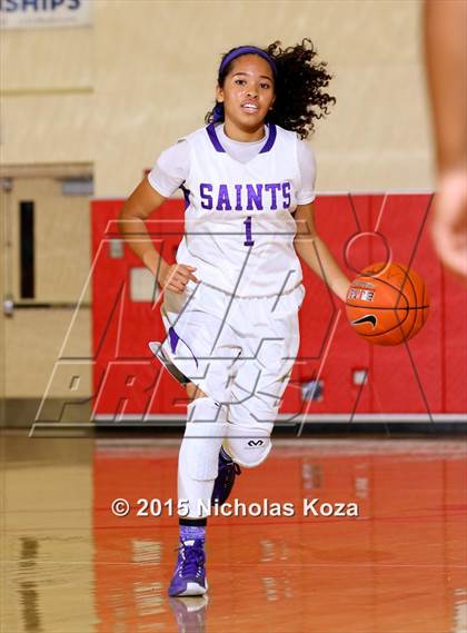 Thumbnail 3 in West Torrance vs. St. Anthony (Battle at the Beach Classic) photogallery.
