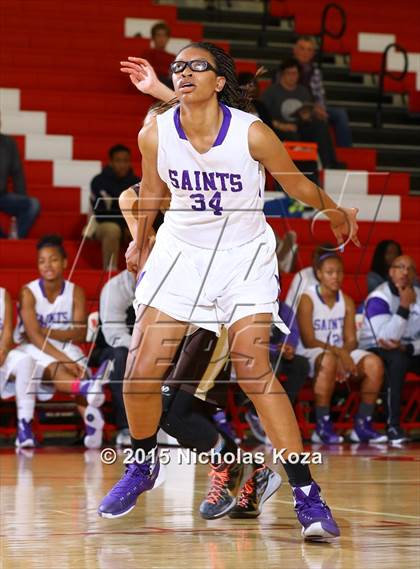 Thumbnail 2 in West Torrance vs. St. Anthony (Battle at the Beach Classic) photogallery.