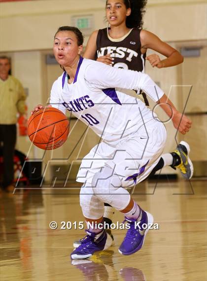 Thumbnail 2 in West Torrance vs. St. Anthony (Battle at the Beach Classic) photogallery.
